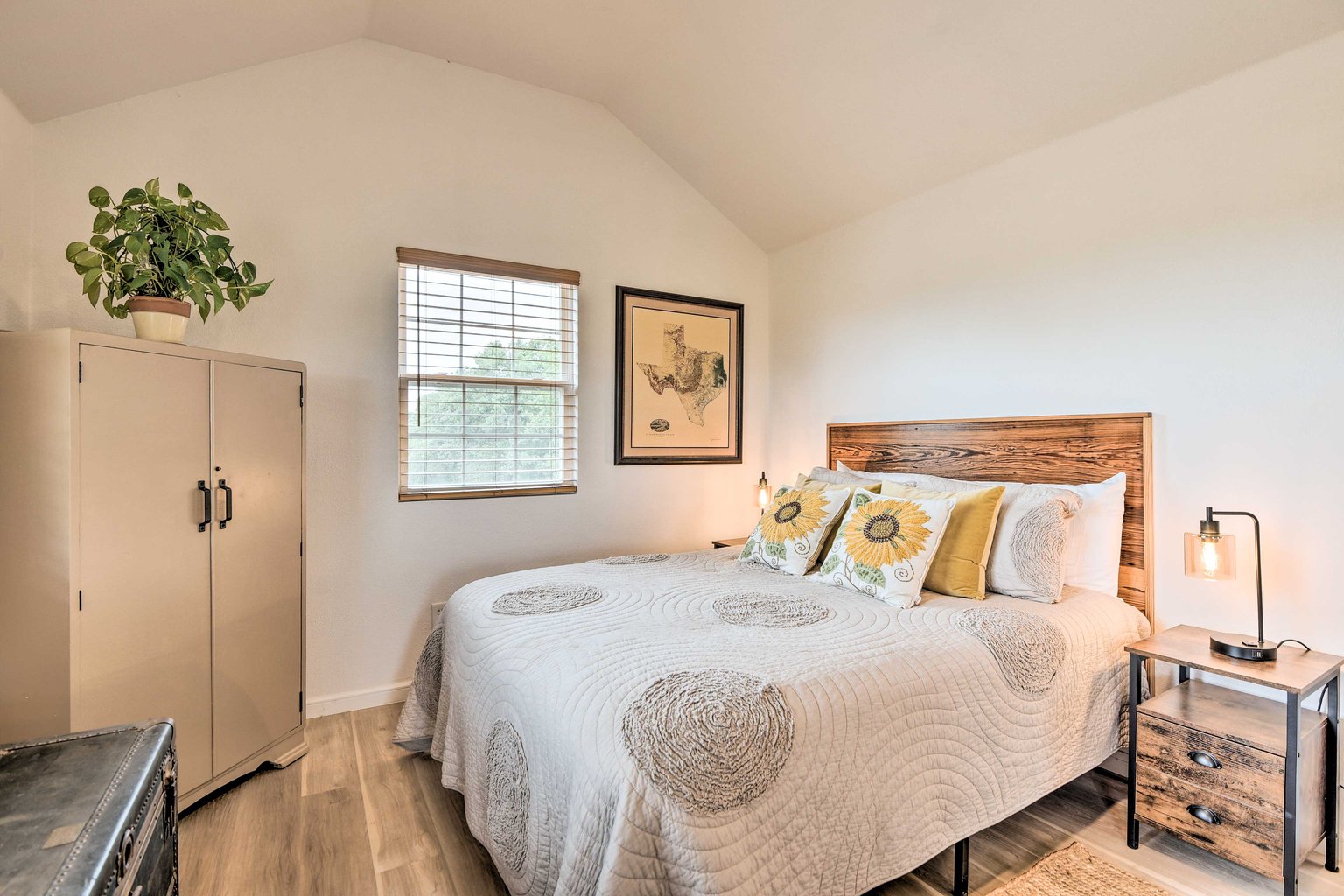 Montague Vacation Rental