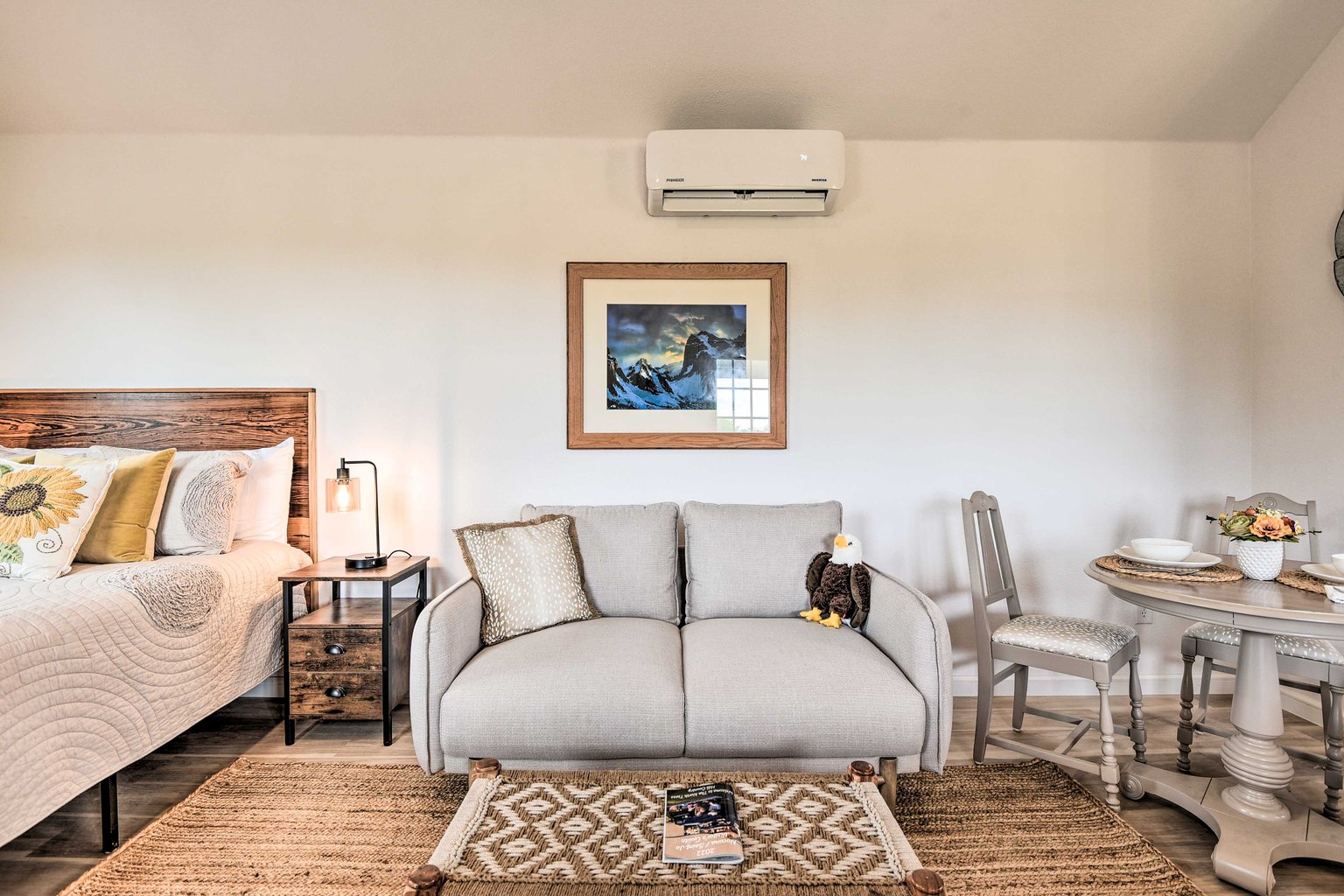 Montague Vacation Rental