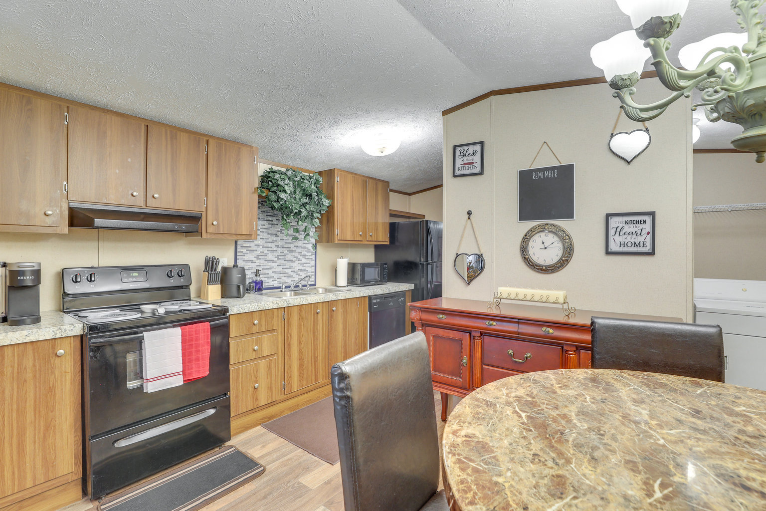 Bonneau Vacation Rental