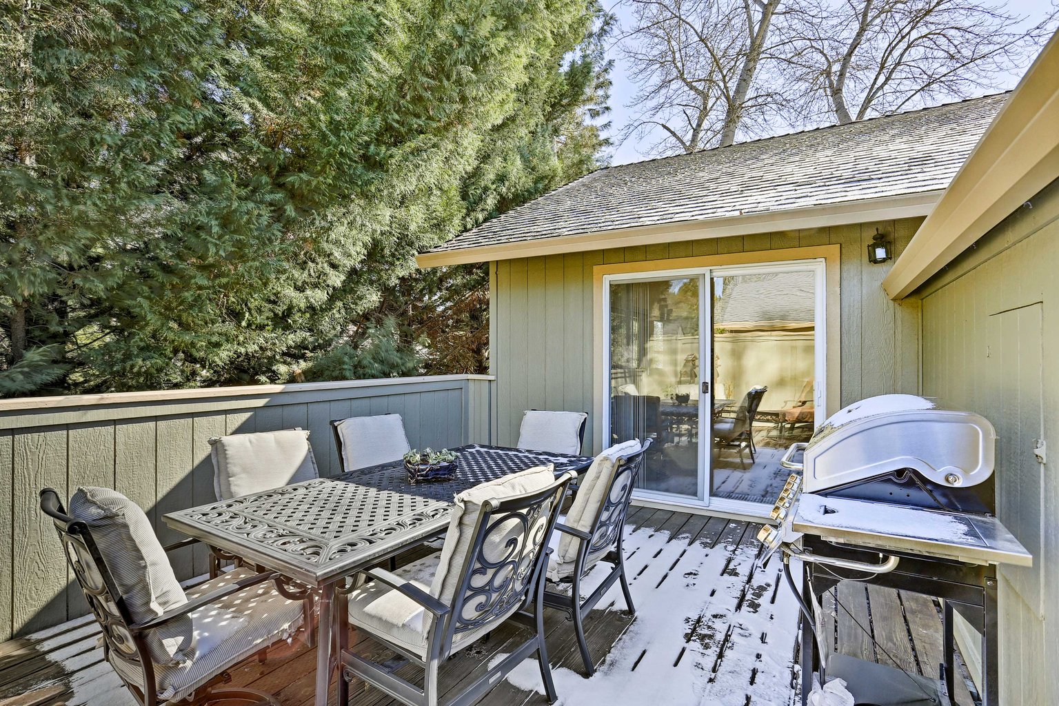 Mount Shasta Vacation Rental