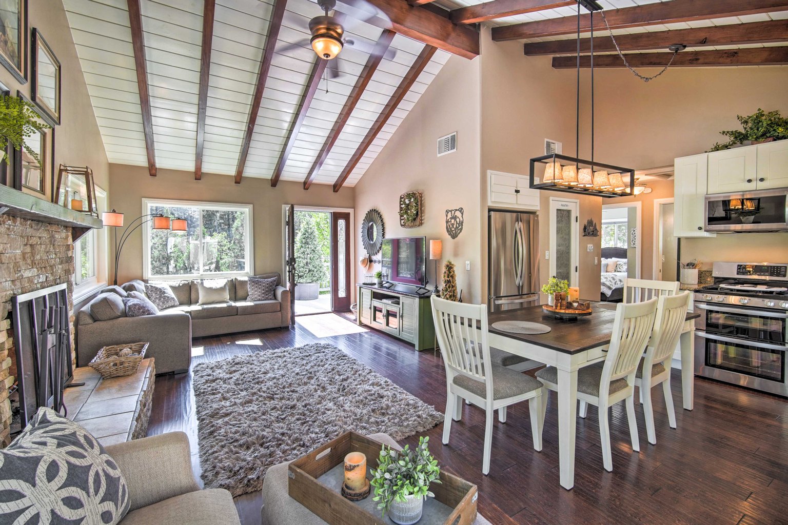 Twin Peaks Vacation Rental