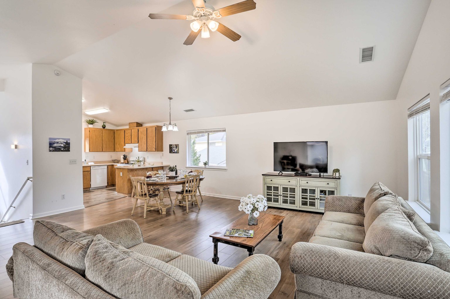 Mount Shasta Vacation Rental