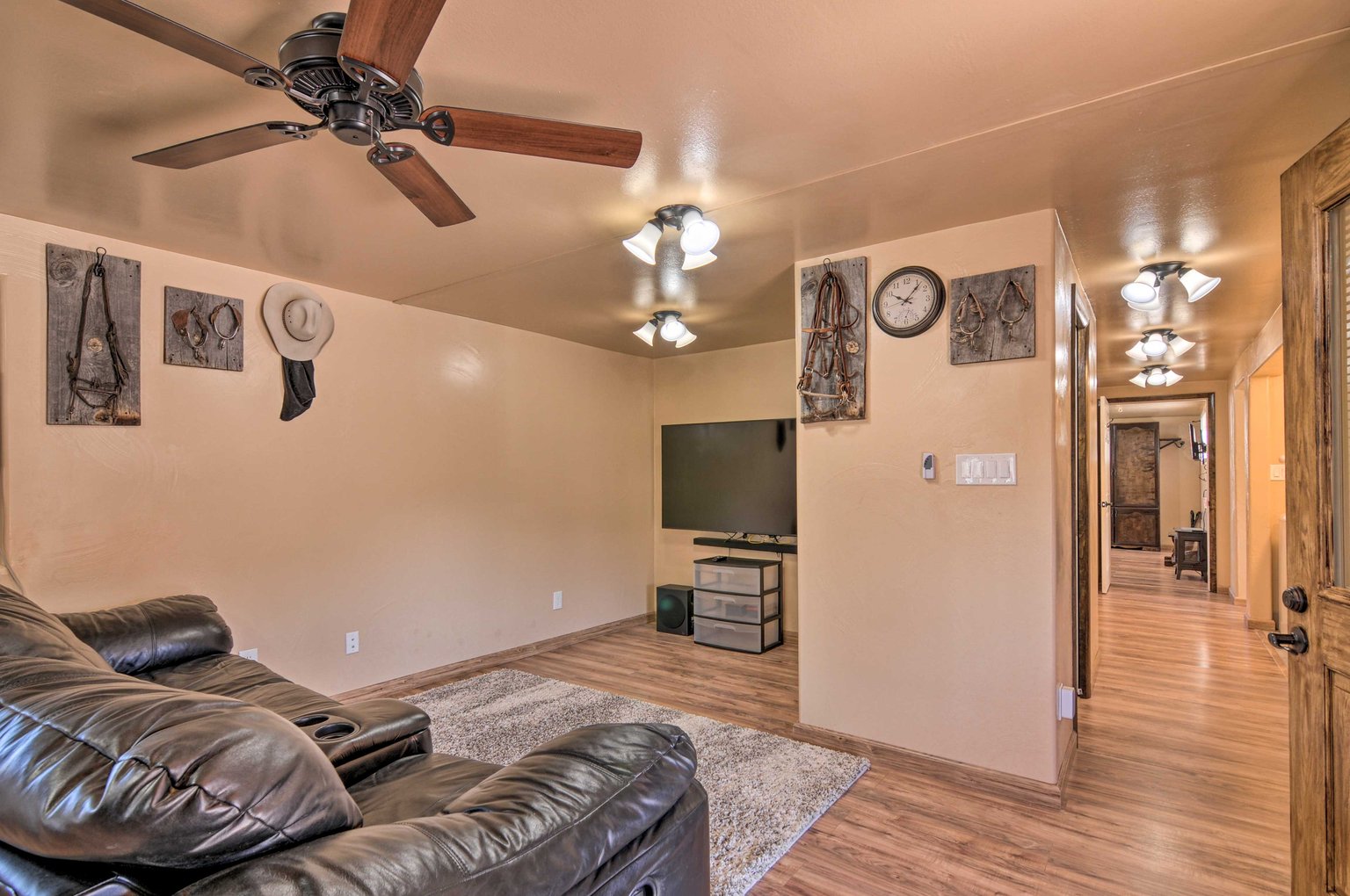 Henrieville Vacation Rental