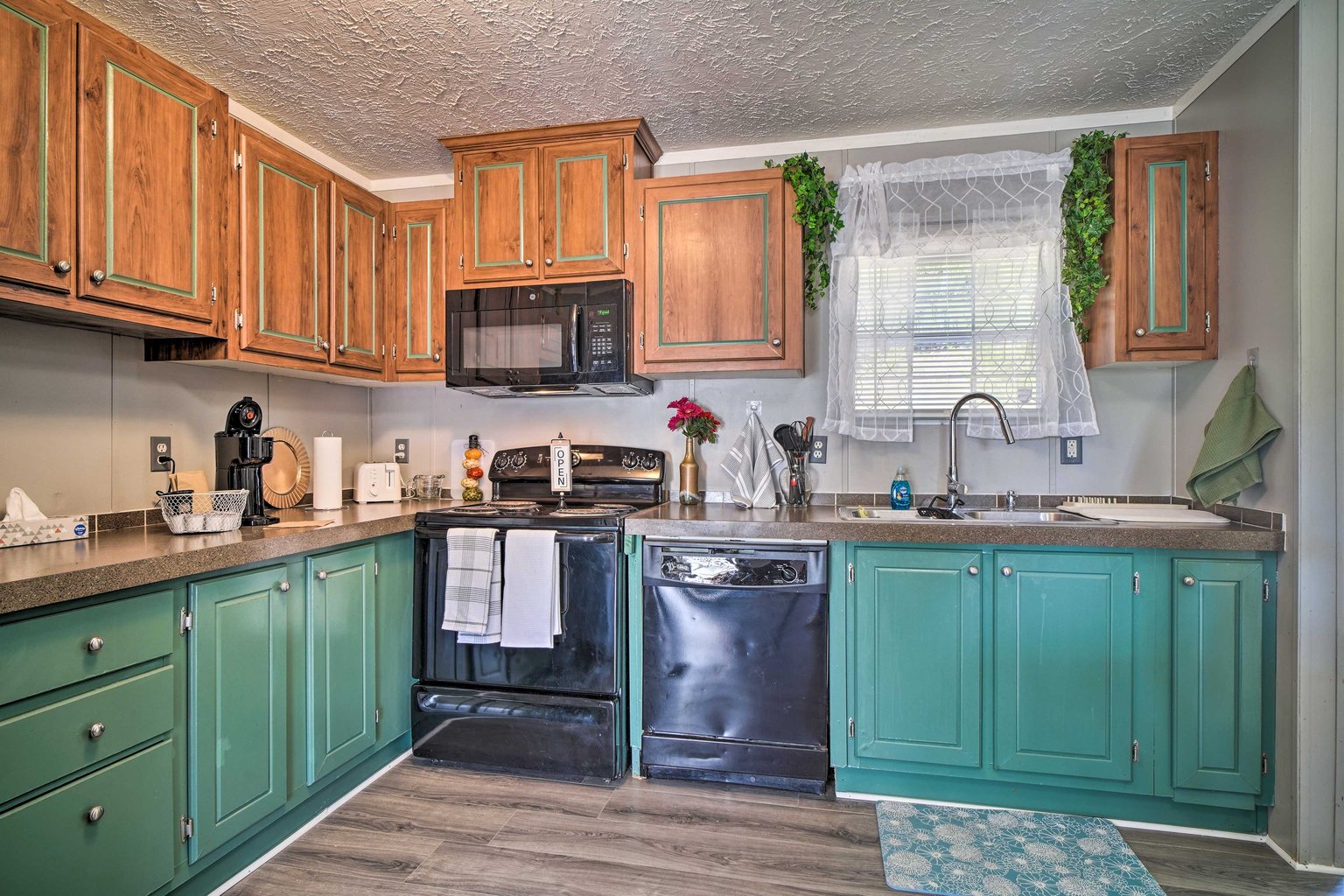 Midway Vacation Rental