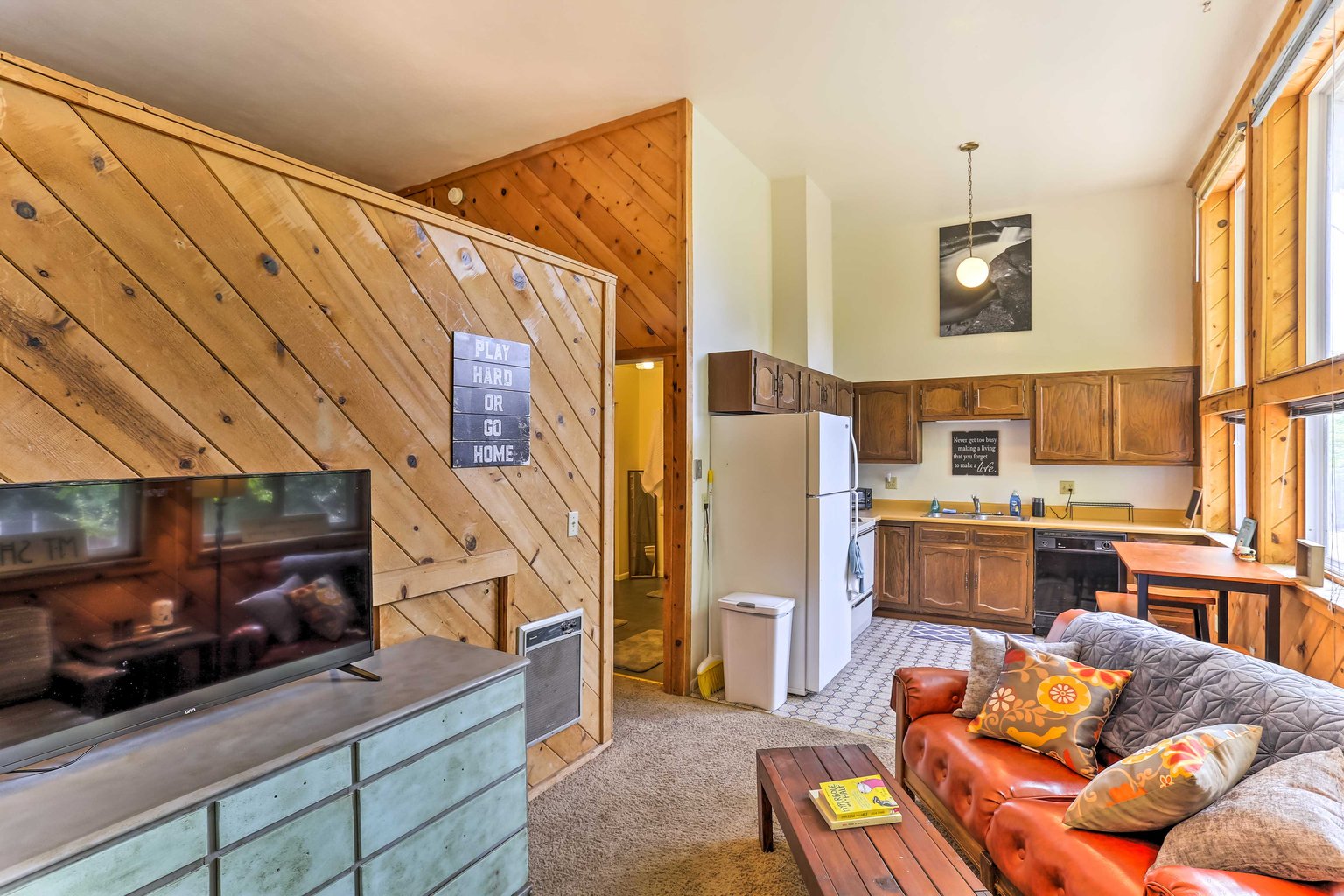 Mount Shasta Vacation Rental