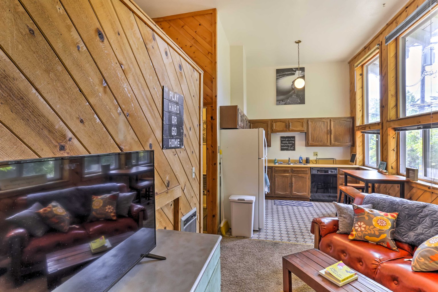 Mount Shasta Vacation Rental