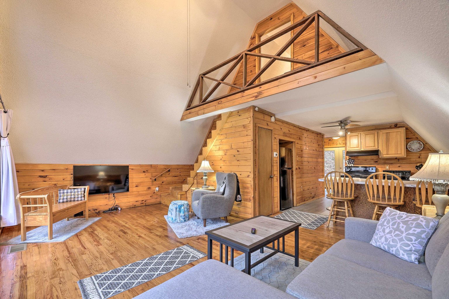 Louisa Vacation Rental