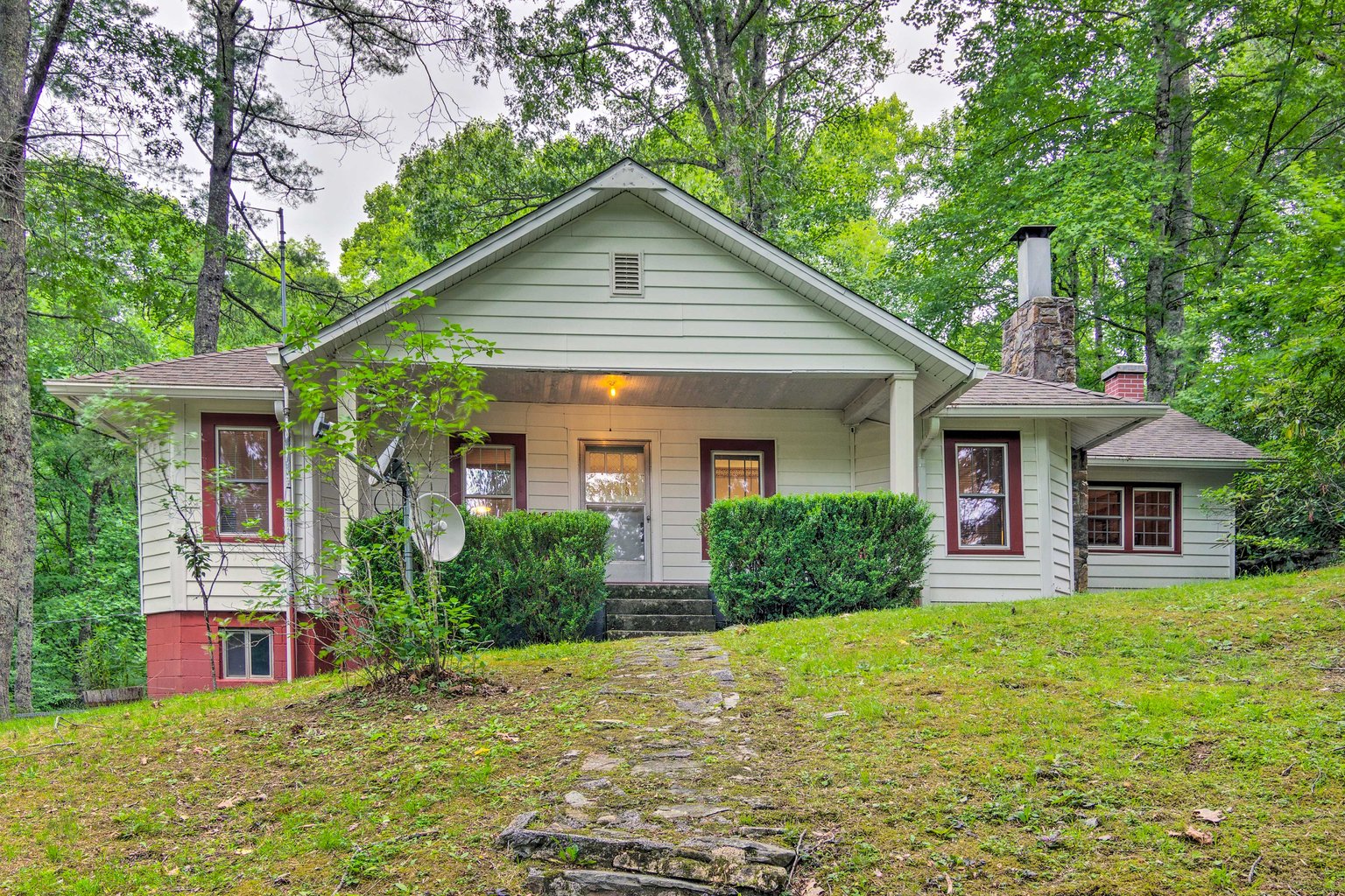 Newland Vacation Rental