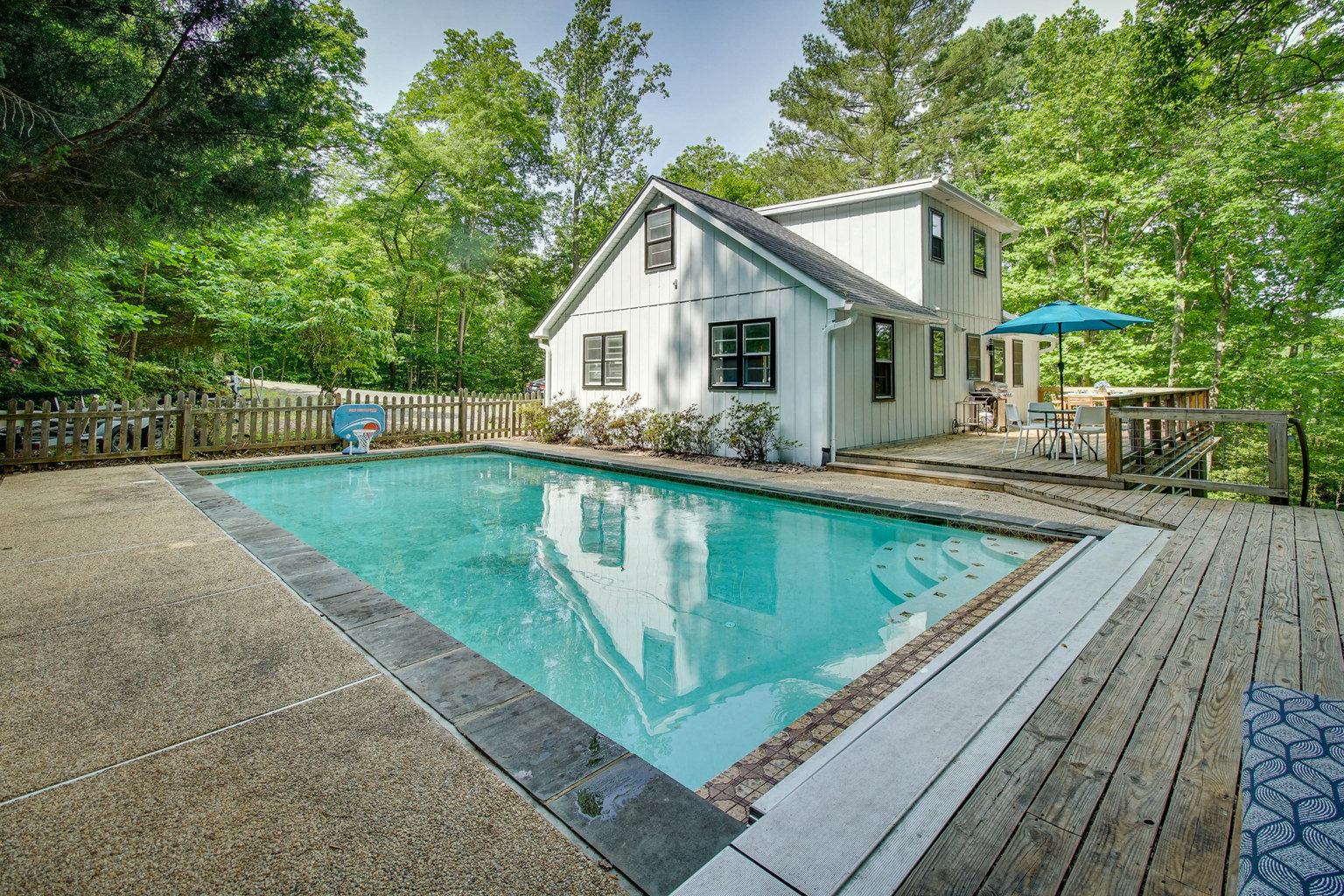 Lusby Vacation Rental