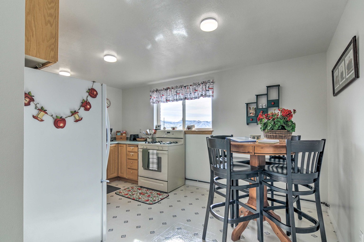 Aurora Vacation Rental