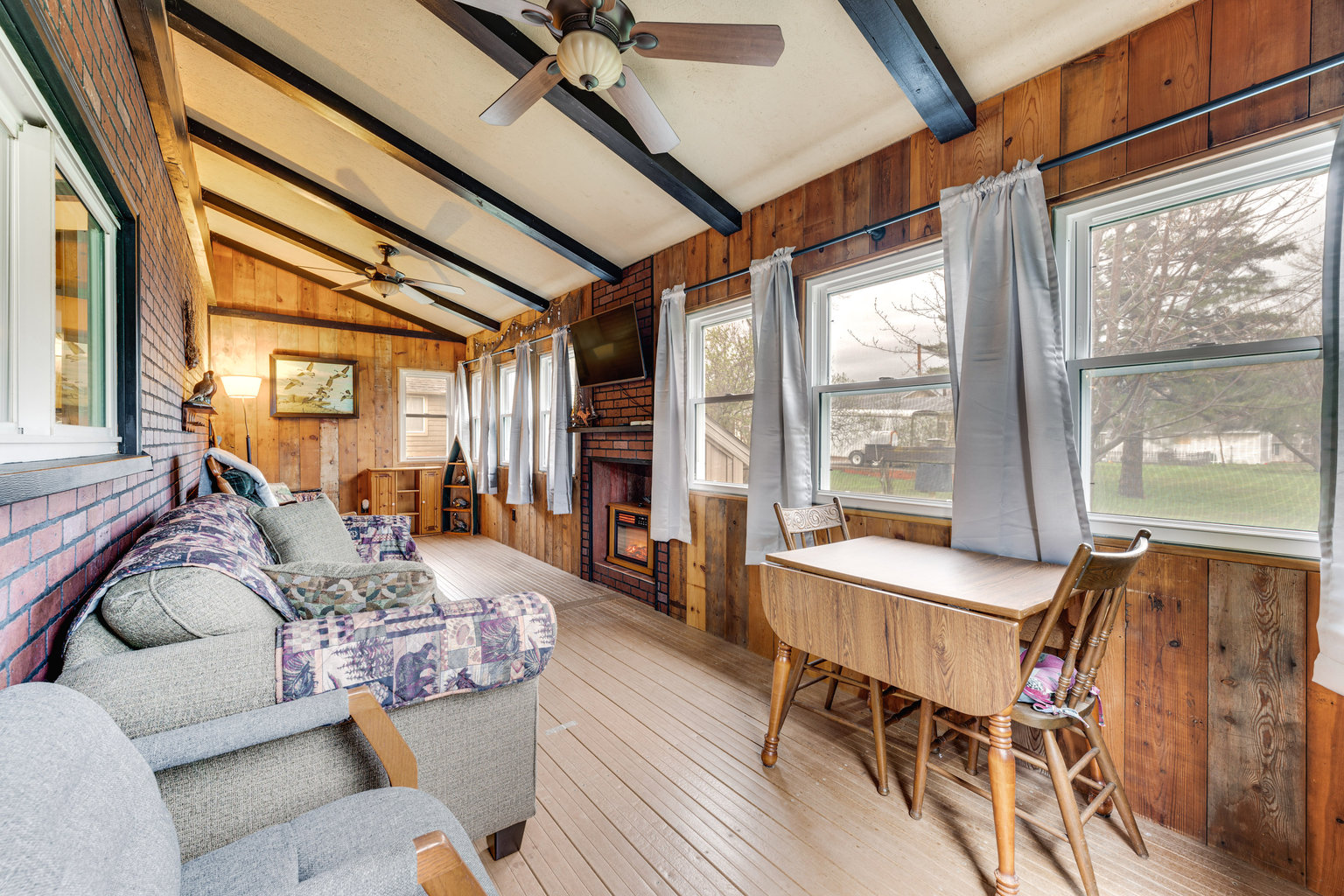 Spirit Lake Vacation Rental