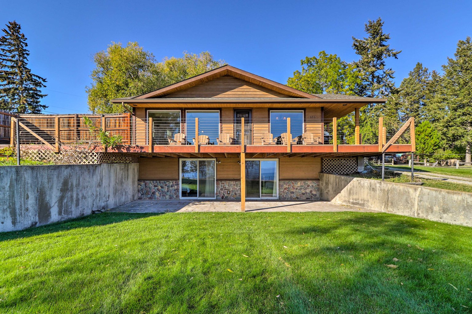 Lakeside Vacation Rental