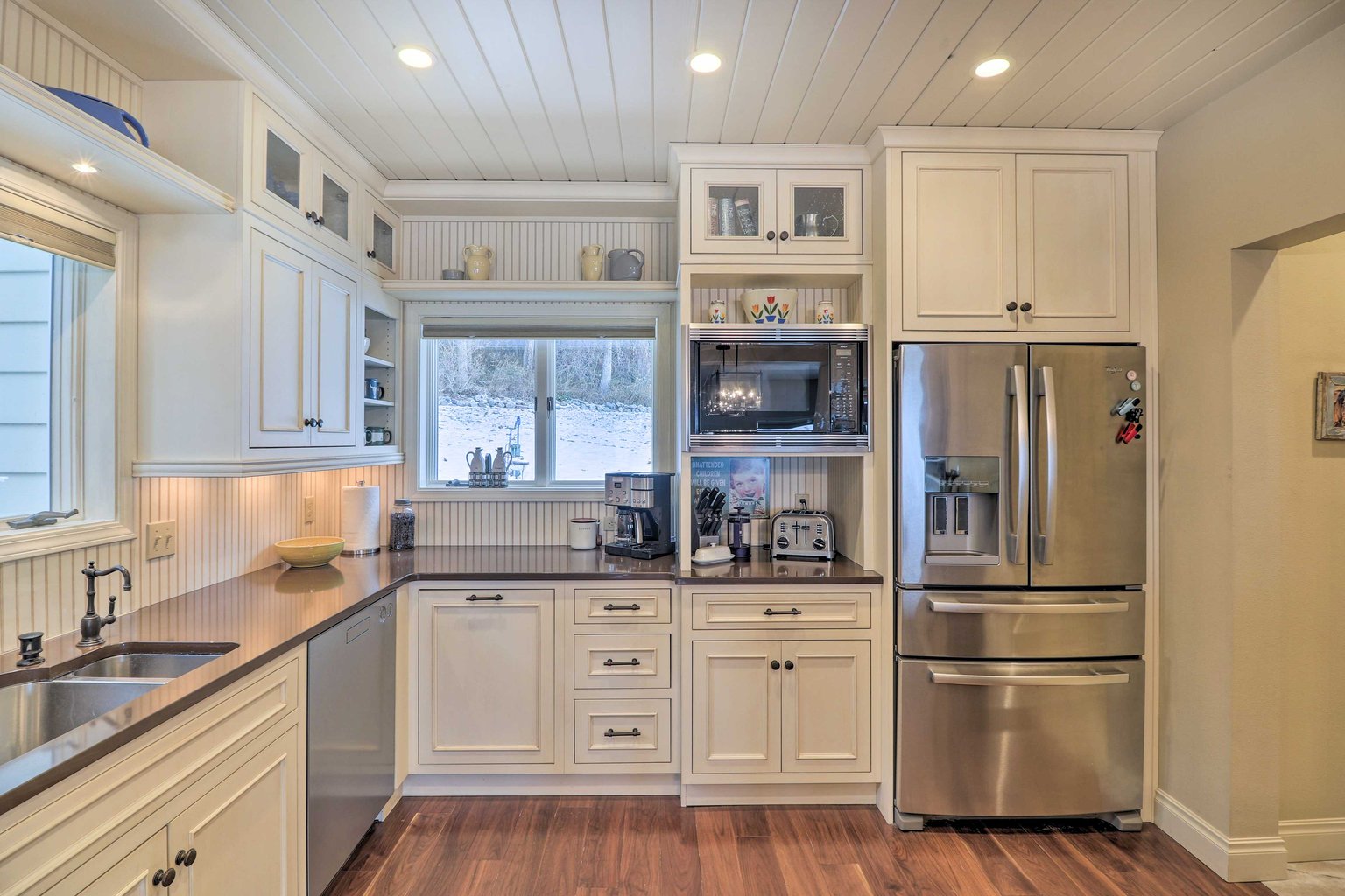Lakeside Vacation Rental