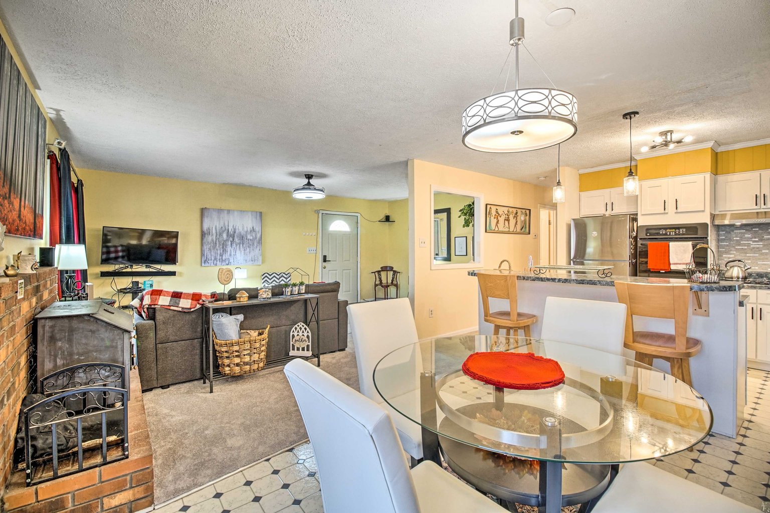 Locust Grove Vacation Rental