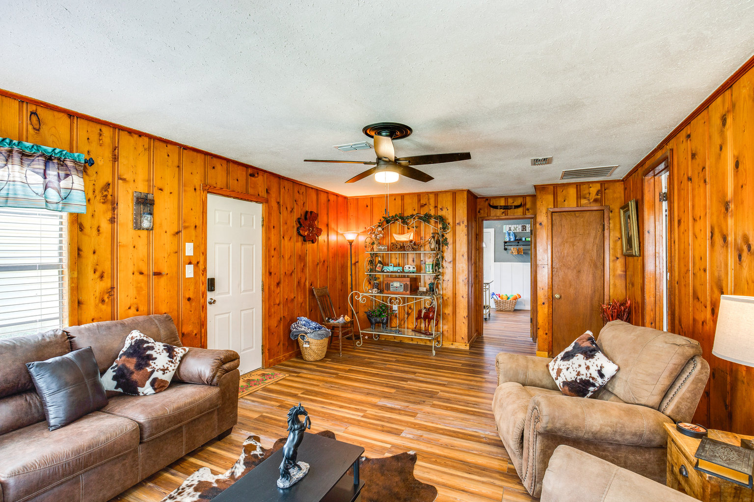 Grapeland Vacation Rental