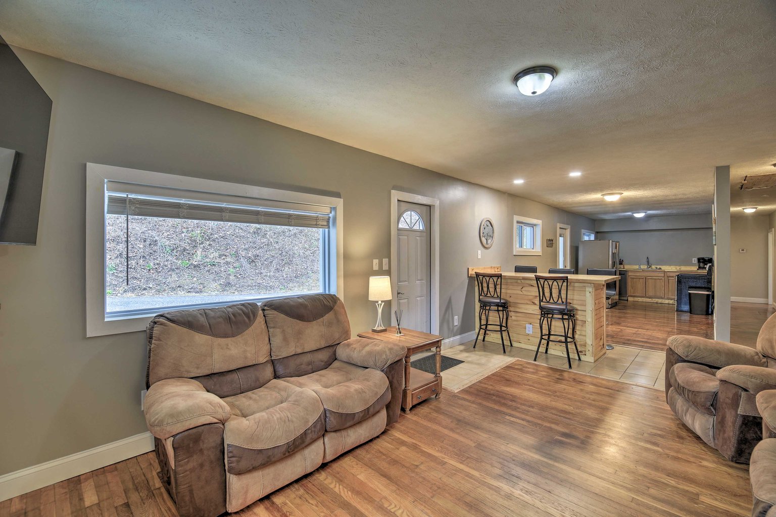 Mullens Vacation Rental