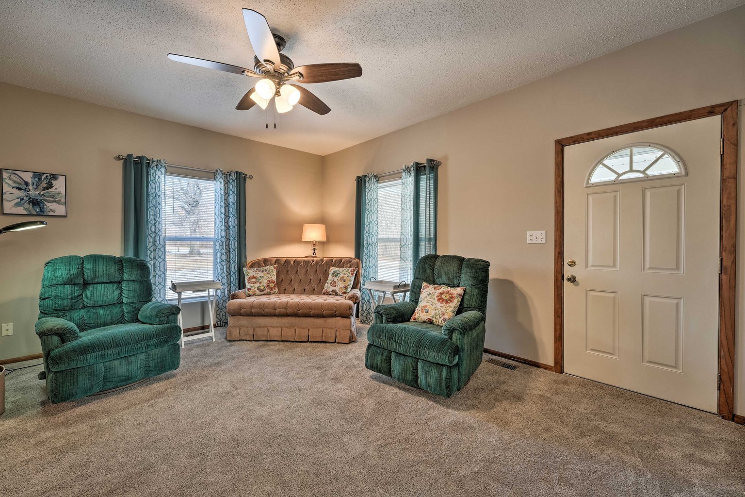 Scammon Vacation Rental