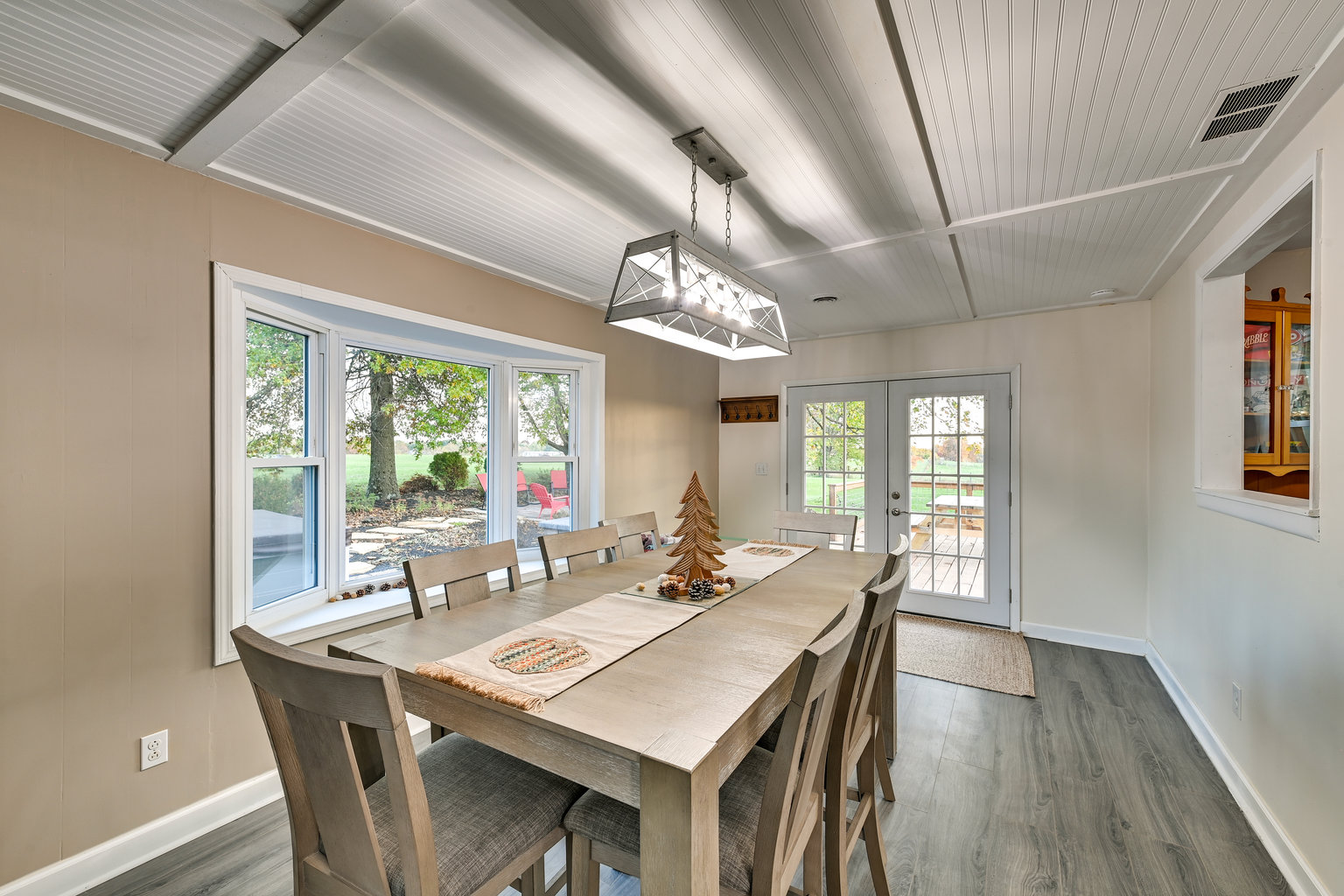 Dry Ridge Vacation Rental