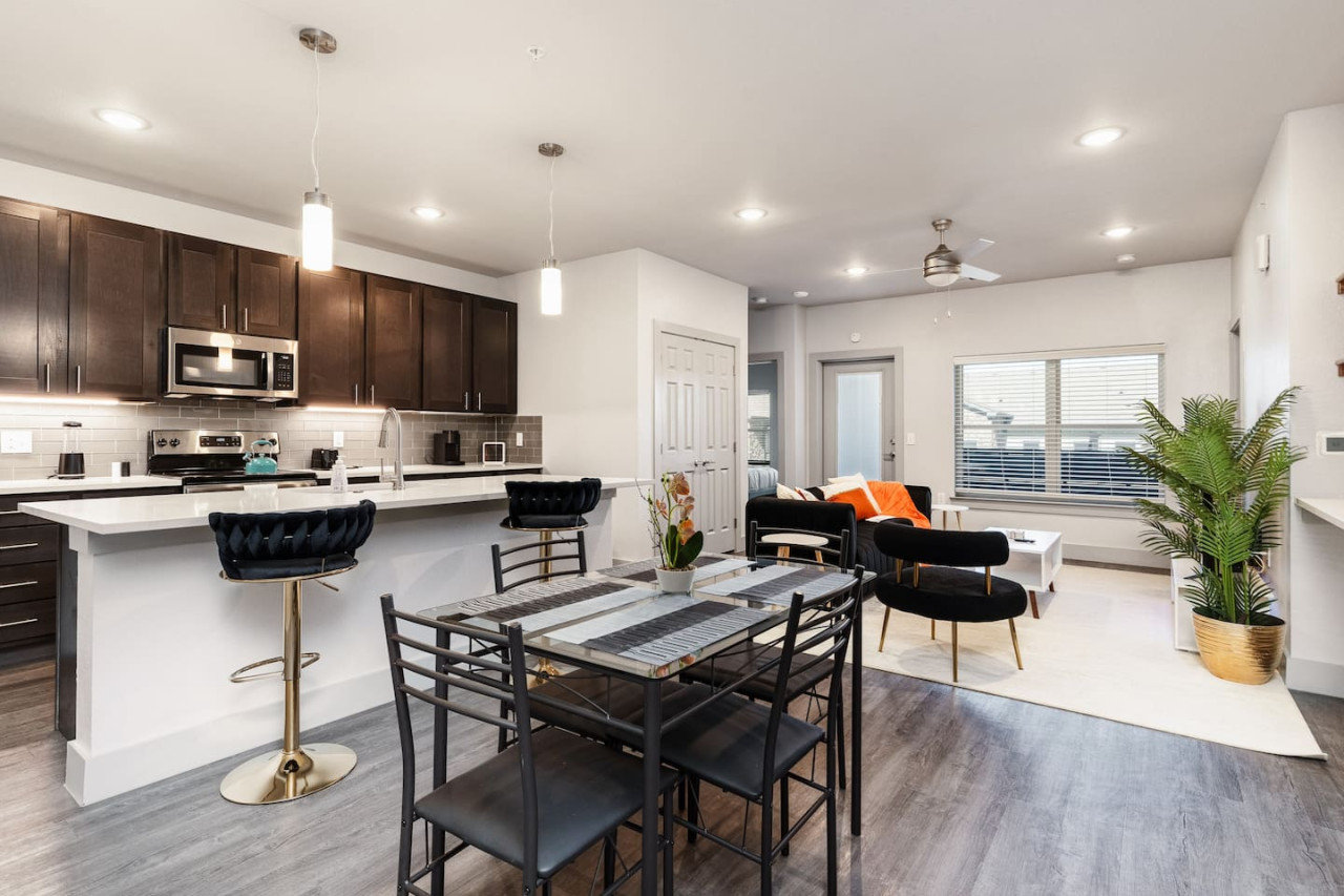 Grand Prairie Vacation Rental