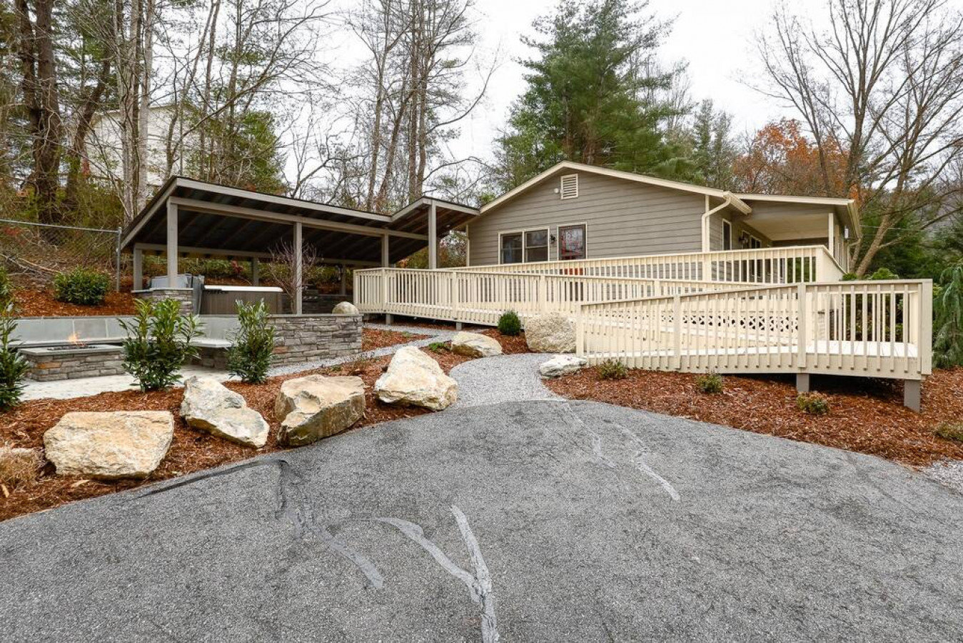 Weaverville Vacation Rental