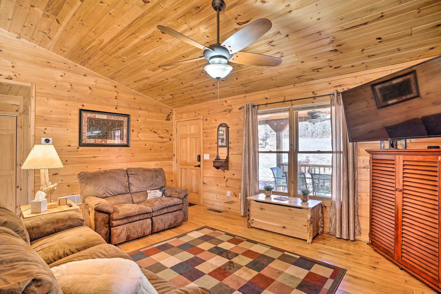 Mineral Bluff Vacation Rental