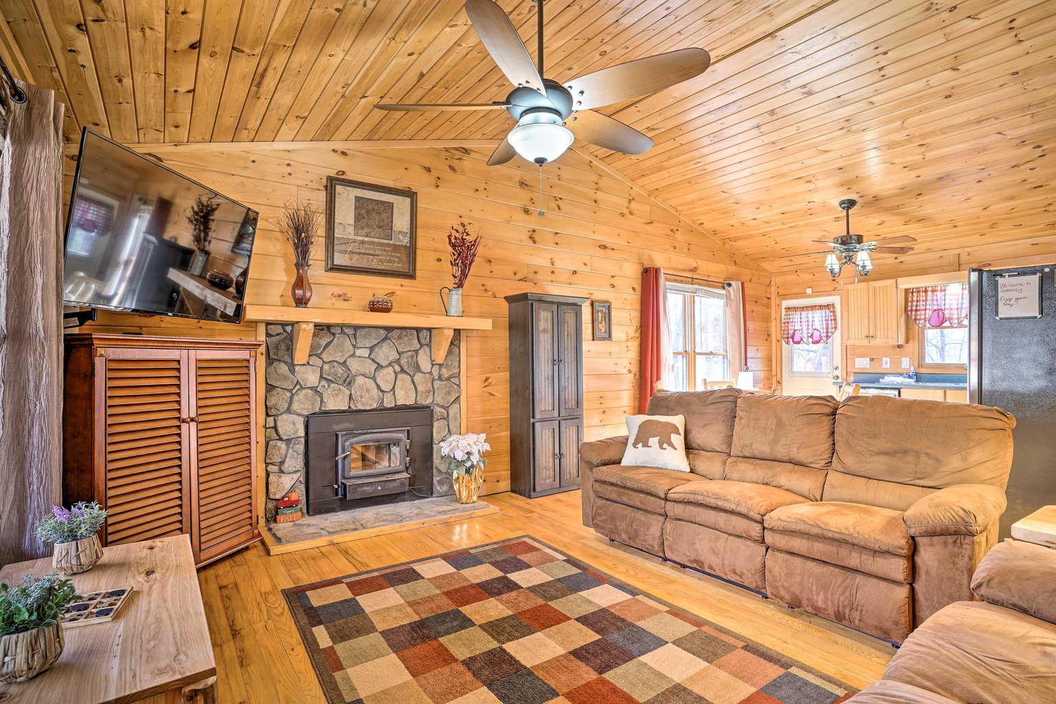 Mineral Bluff Vacation Rental