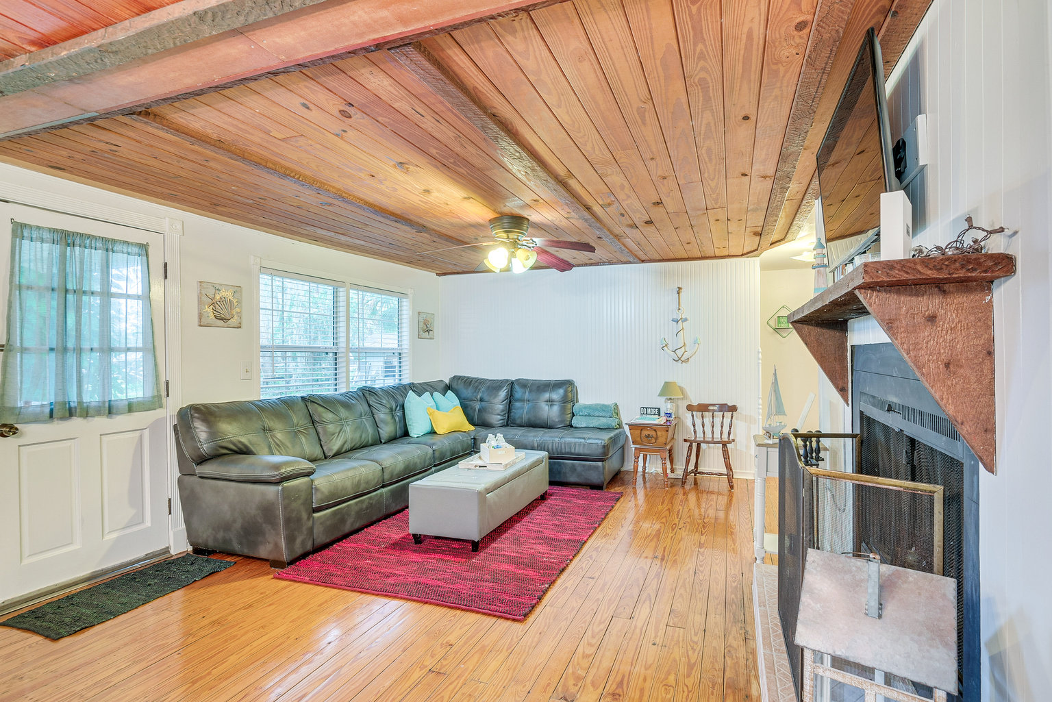 Inglis Vacation Rental