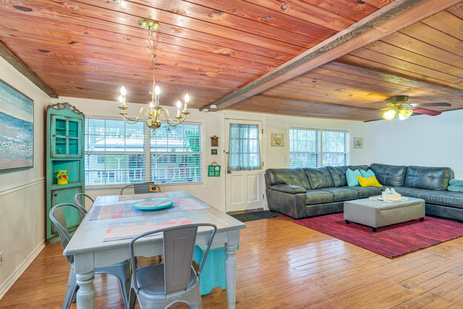 Inglis Vacation Rental