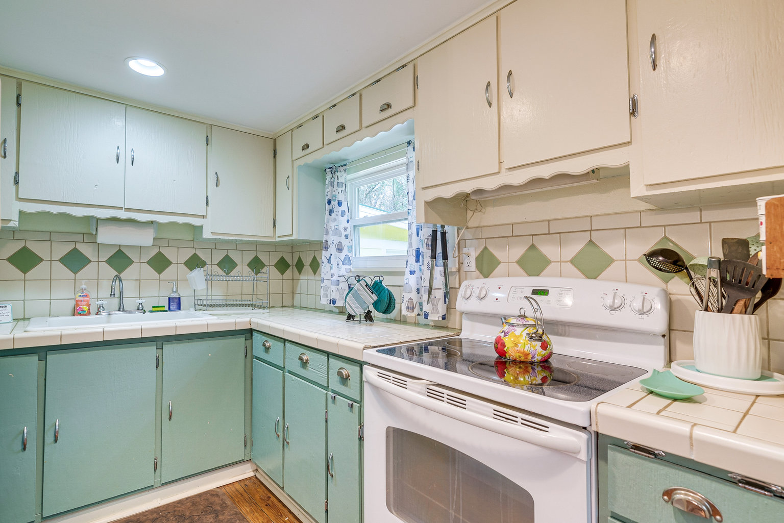 Inglis Vacation Rental