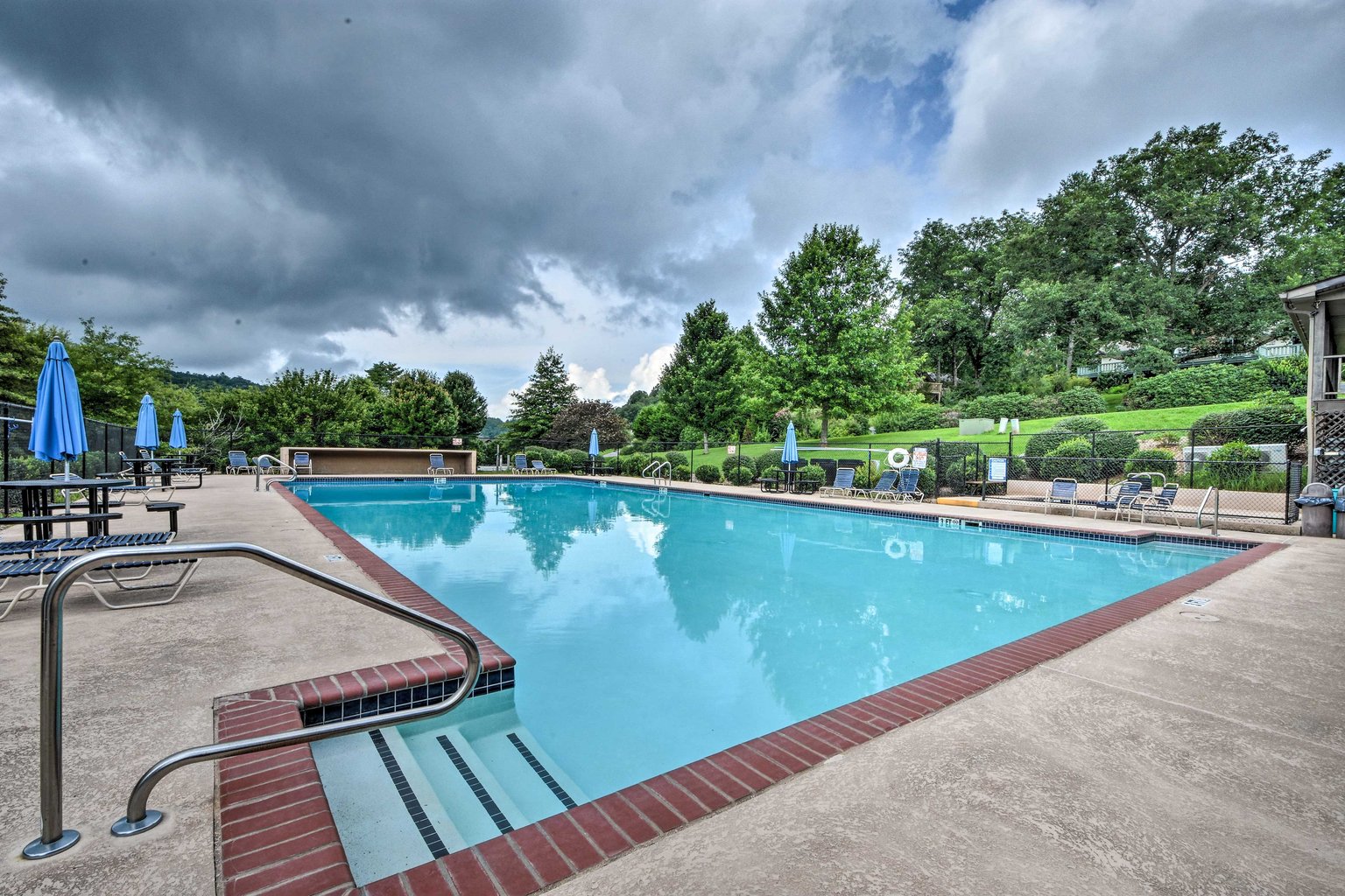Dillard Vacation Rental