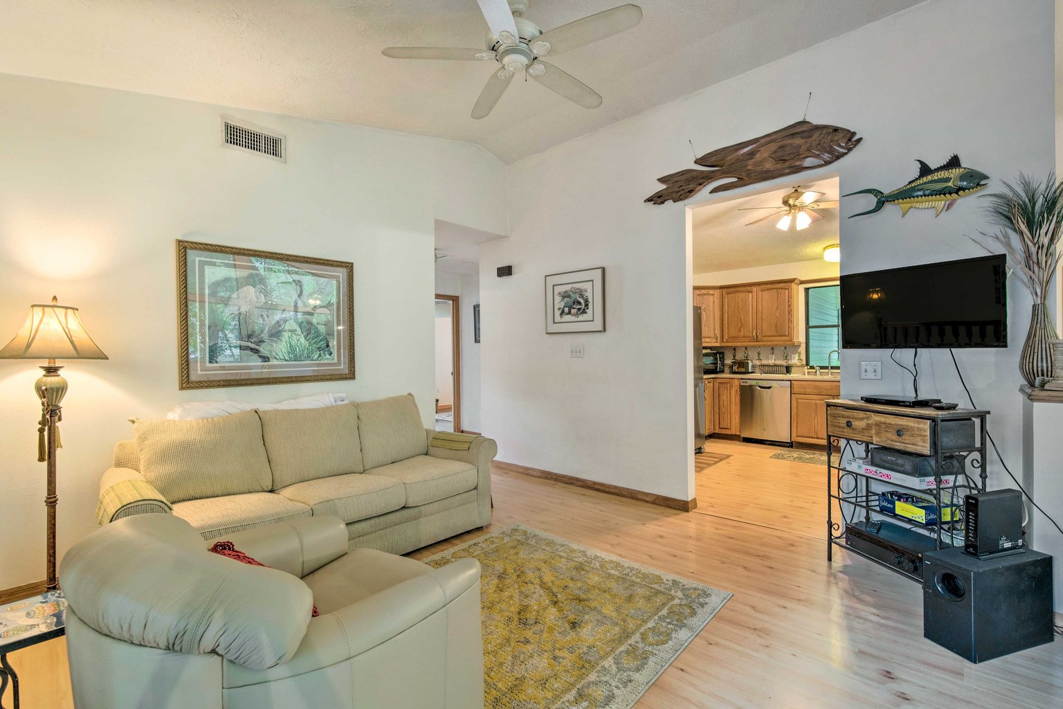 Inglis Vacation Rental