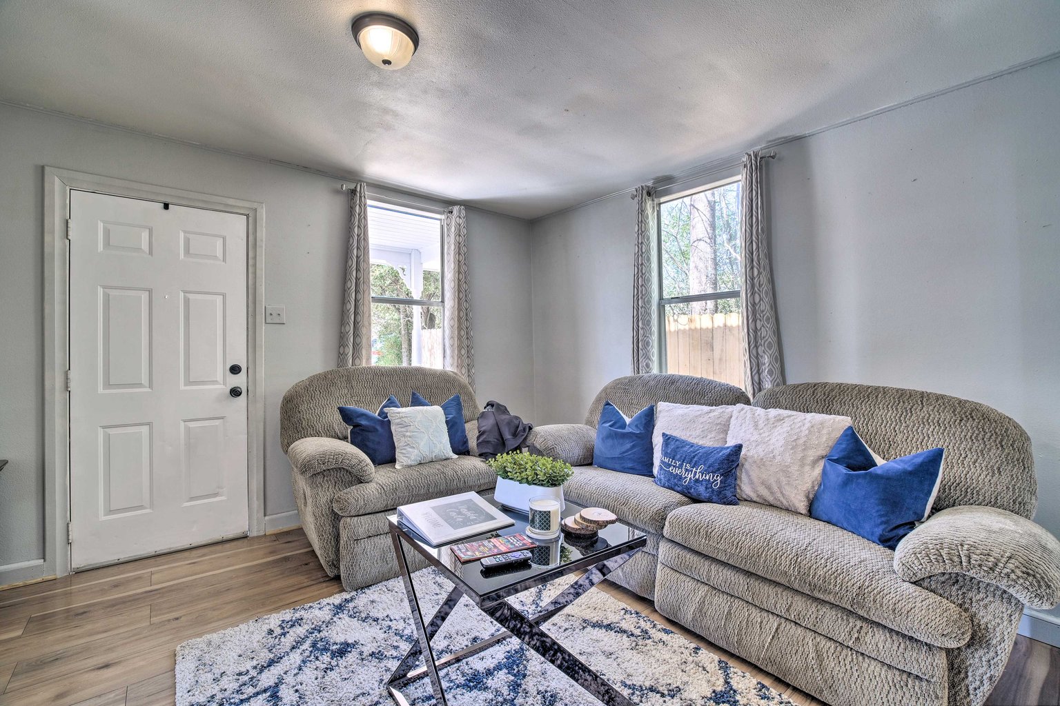 Livingston Vacation Rental