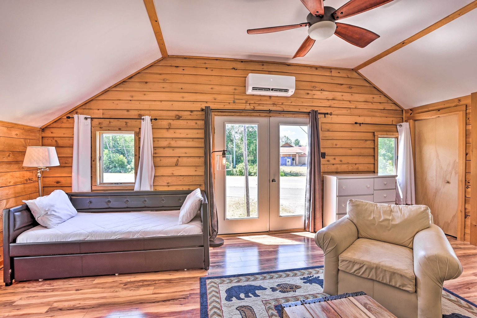 Suttons Bay Vacation Rental