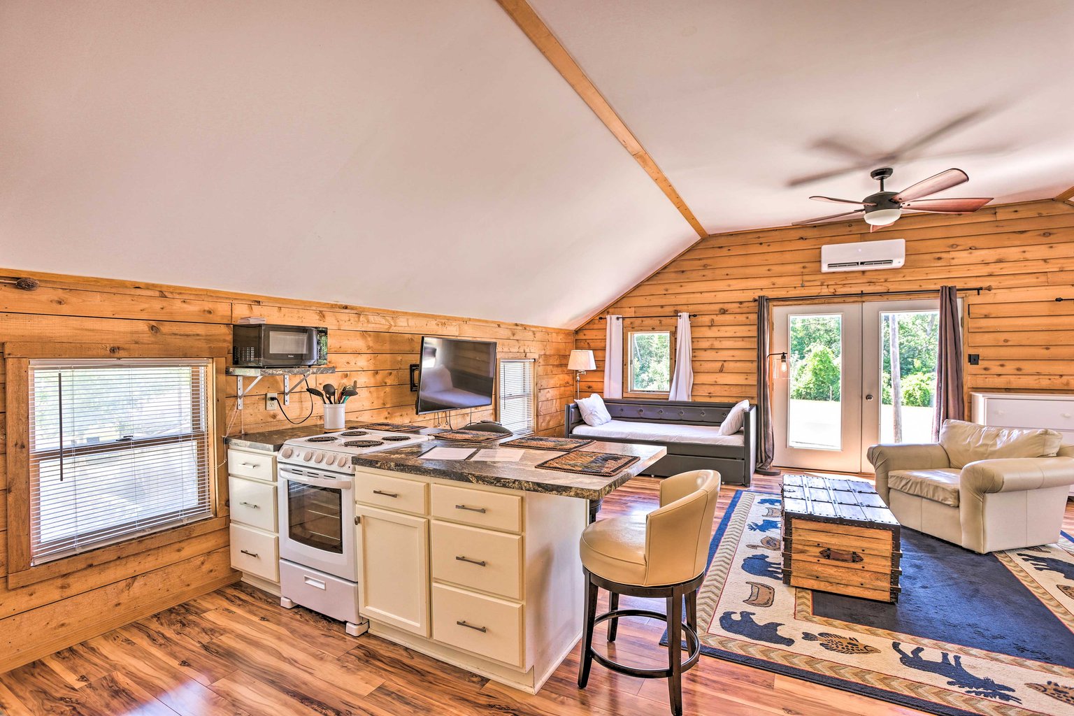 Suttons Bay Vacation Rental