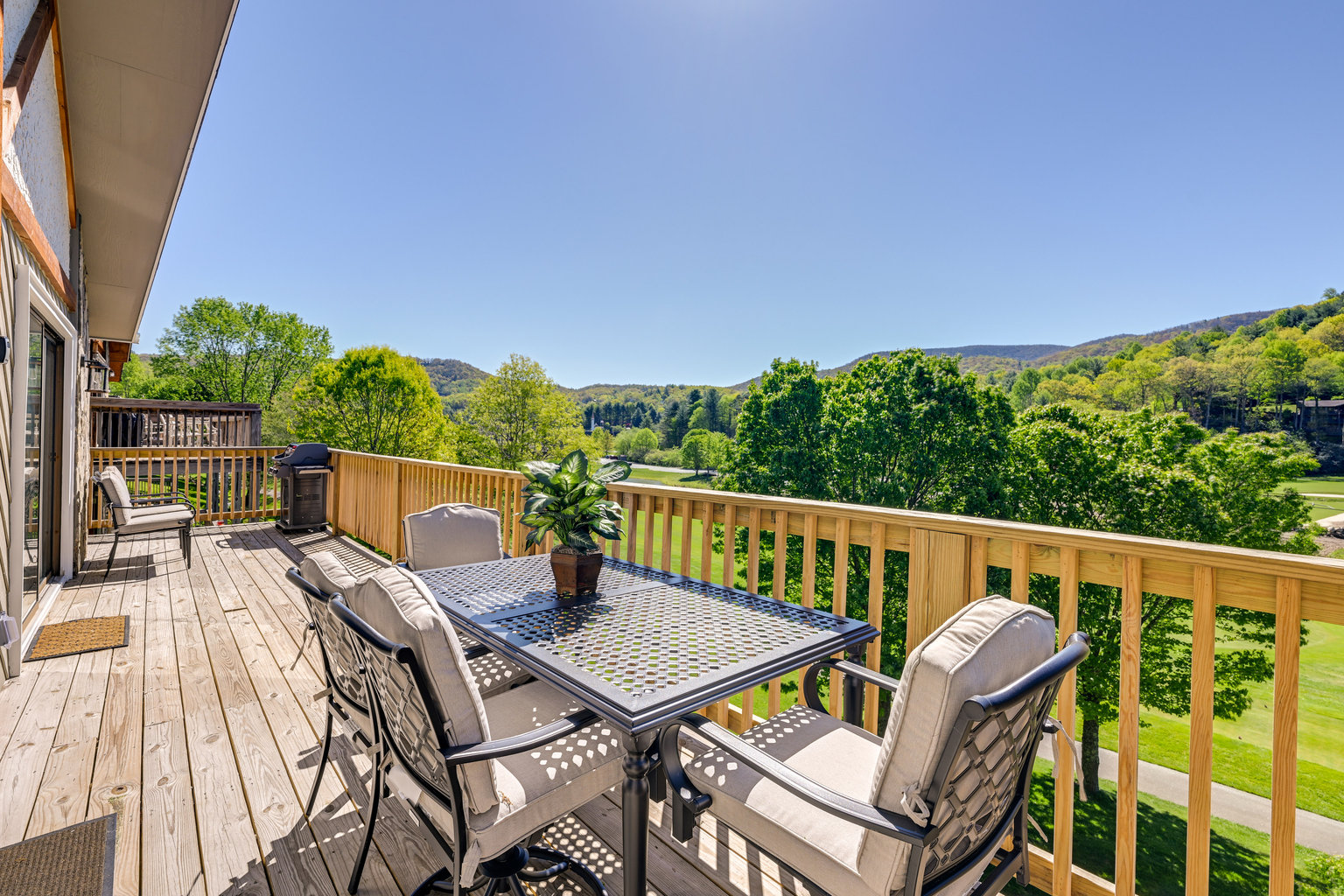 Sky Valley Vacation Rental