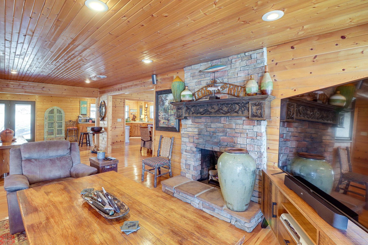 Flippin Vacation Rental