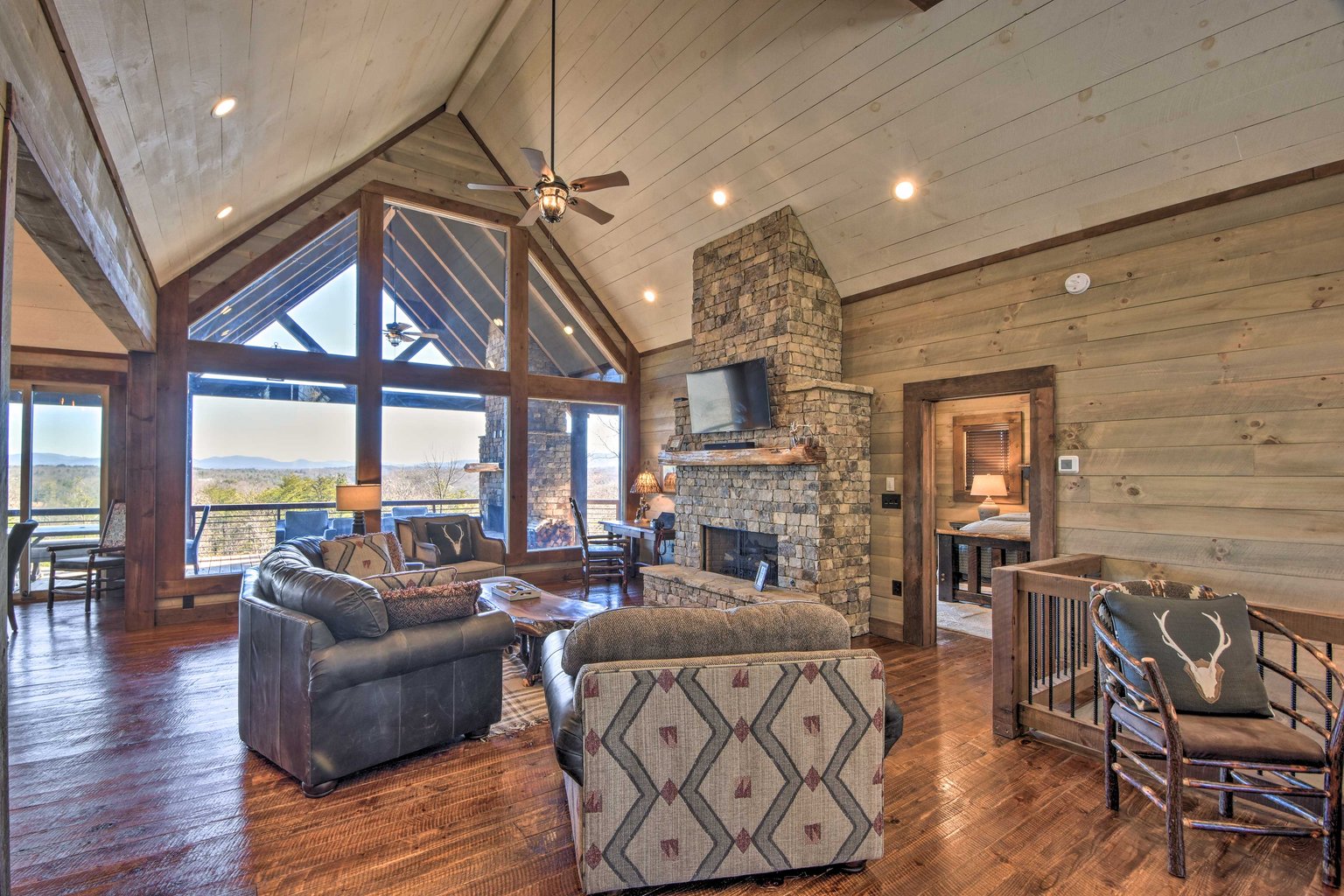 Mineral Bluff Vacation Rental