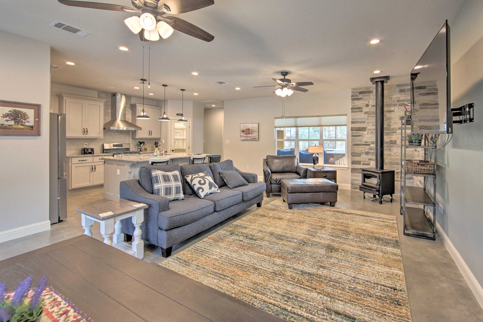 Hemphill Vacation Rental