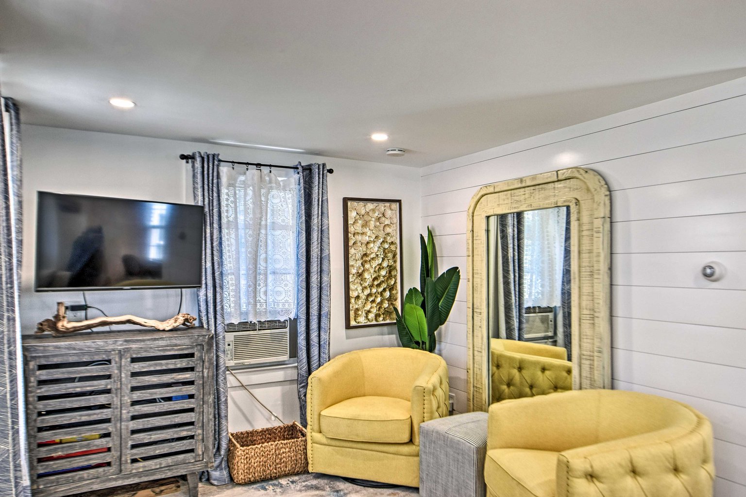 Neptune Township Vacation Rental