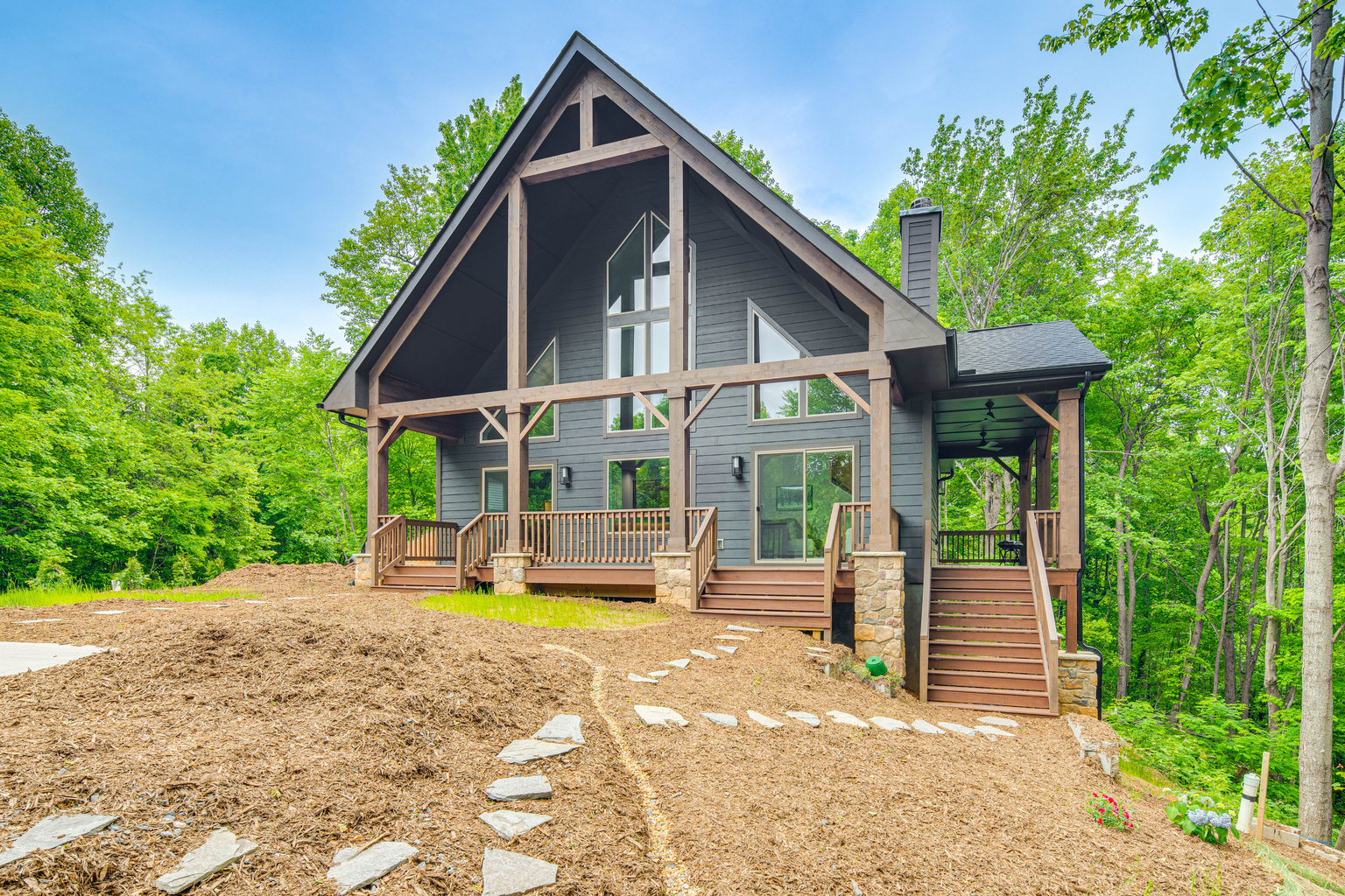 Old Fort Vacation Rental