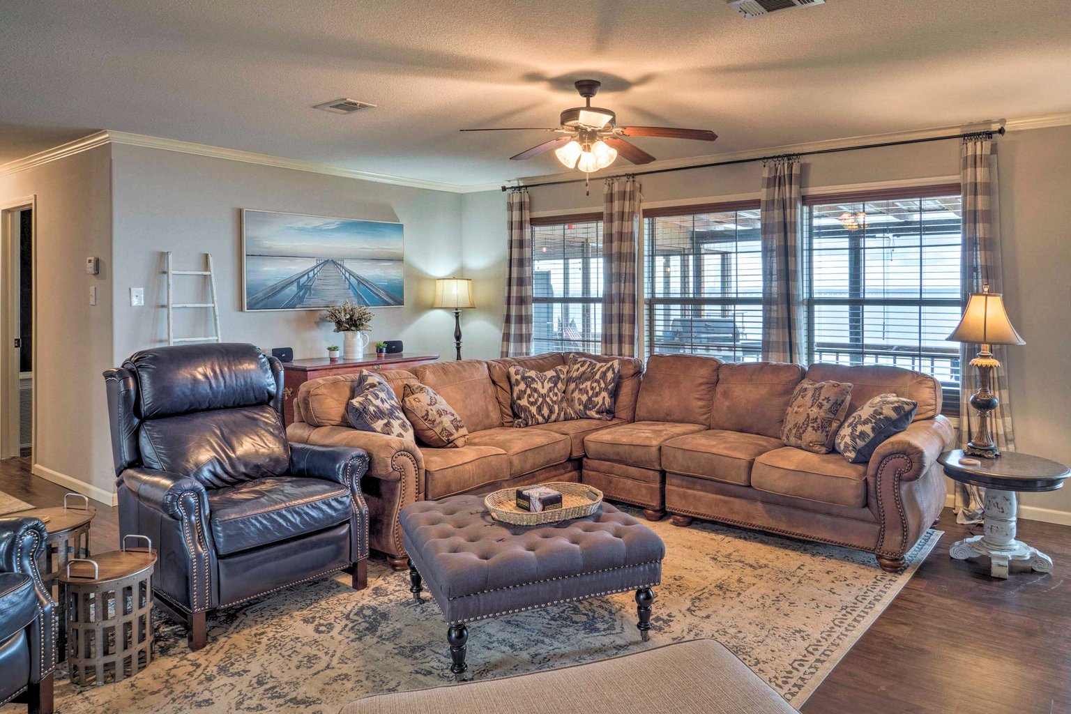 Many Vacation Rental