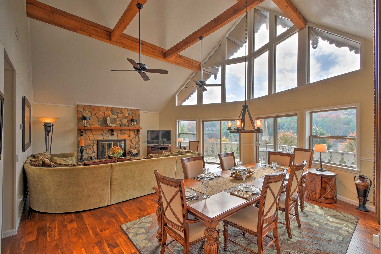 Dillard Vacation Rental