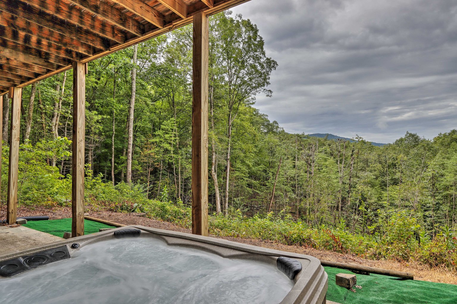 Cherry Log Vacation Rental