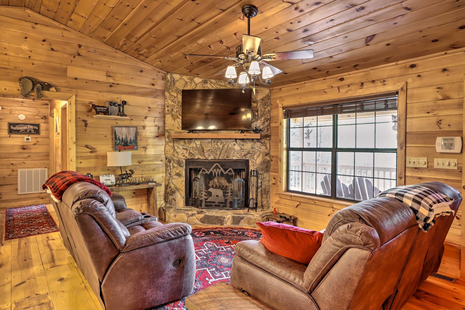 Cherry Log Vacation Rental