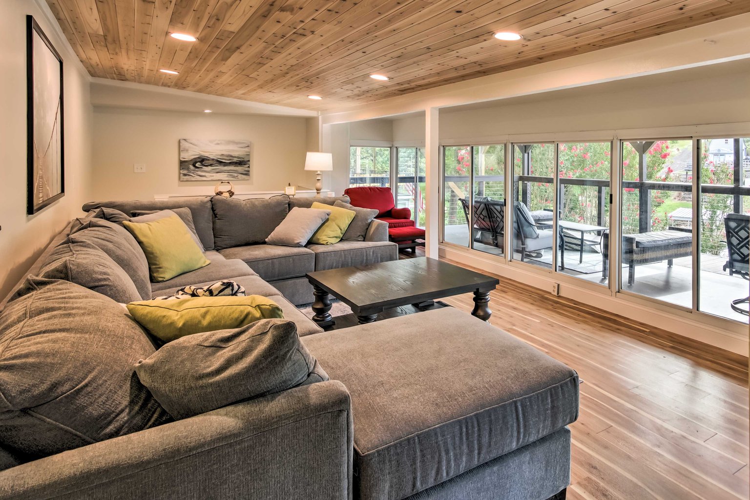 Eucha Vacation Rental