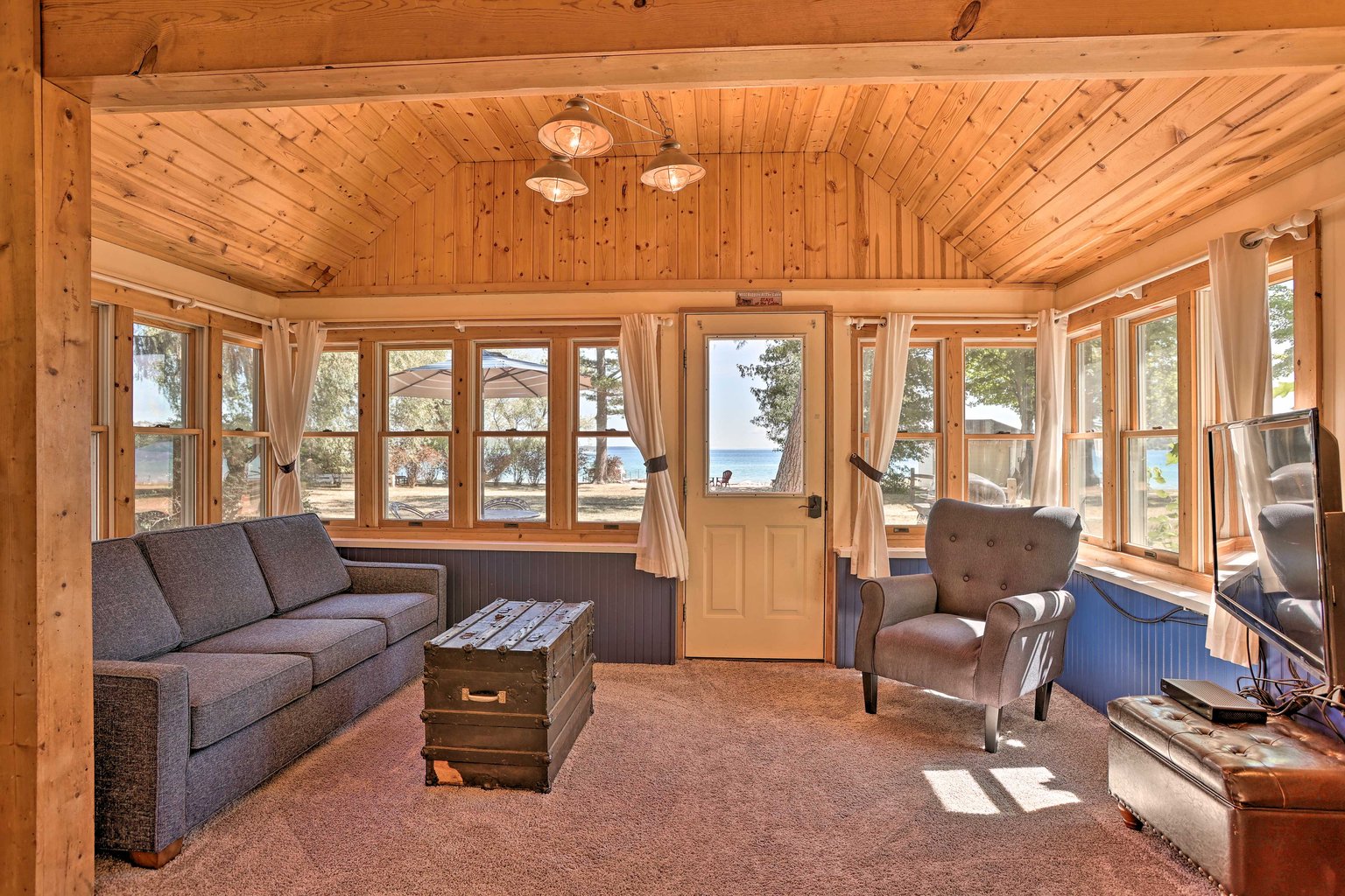 Suttons Bay Vacation Rental