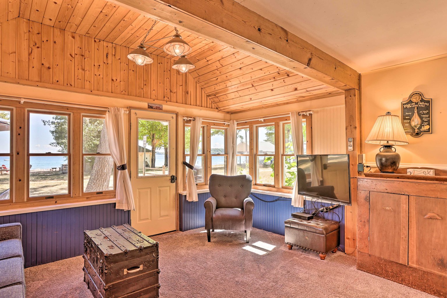 Suttons Bay Vacation Rental