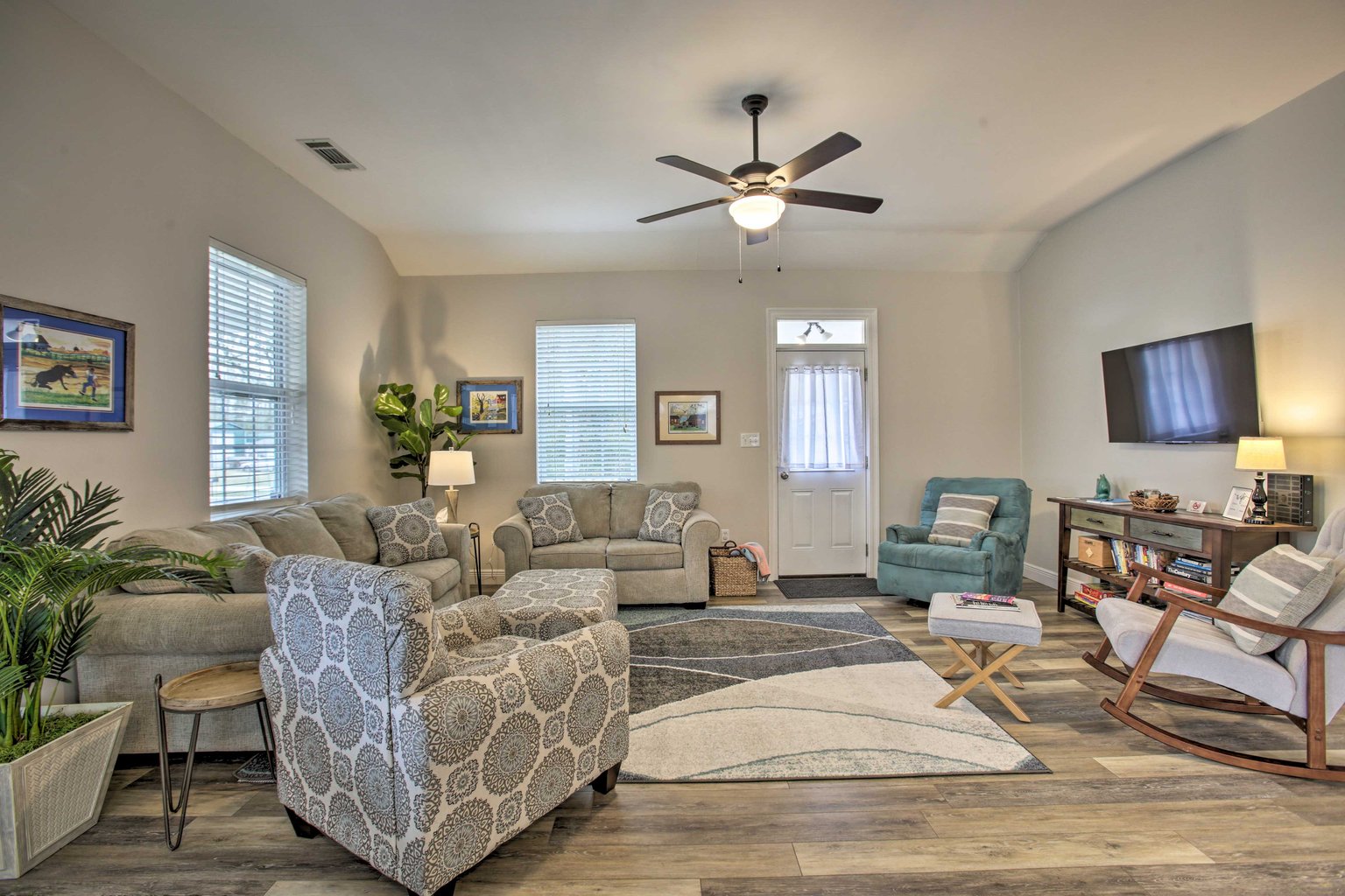 Waveland Vacation Rental