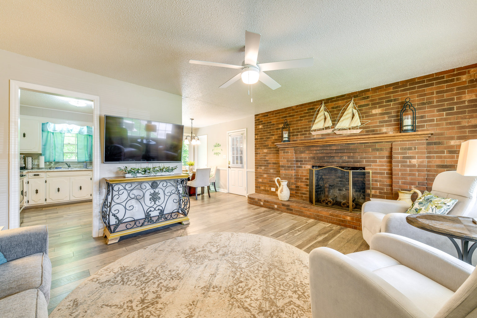 Jonesville Vacation Rental