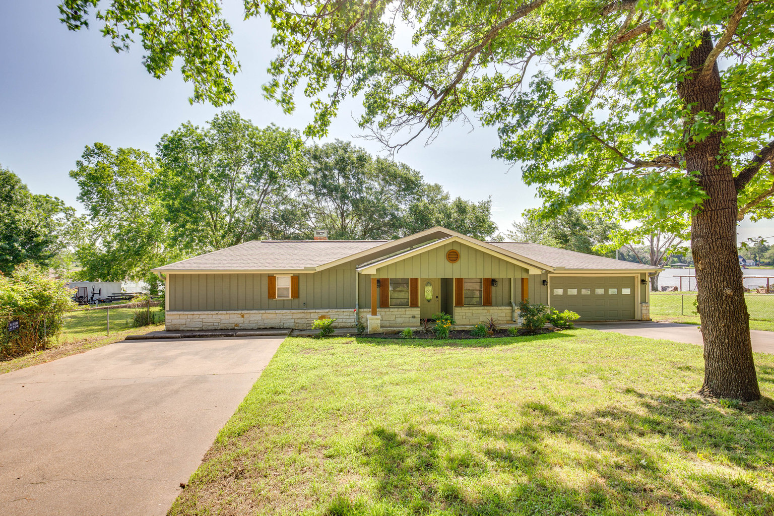 Gun Barrel City Vacation Rental